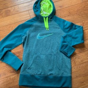 Nike Therma-Fit Hoodie